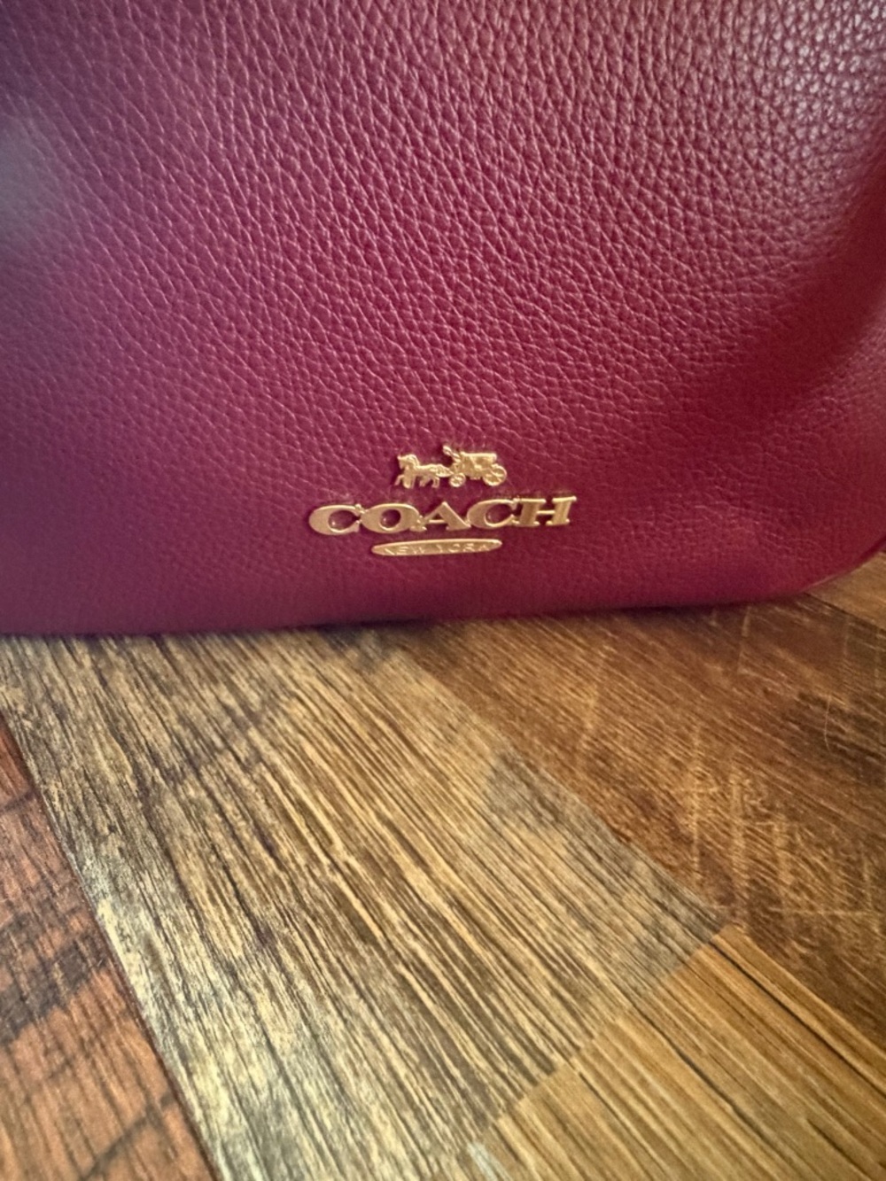 Coach Pebbled Leather Crossbody Bag in Burgundy with Adjustable Strap - Picture 5 of 10